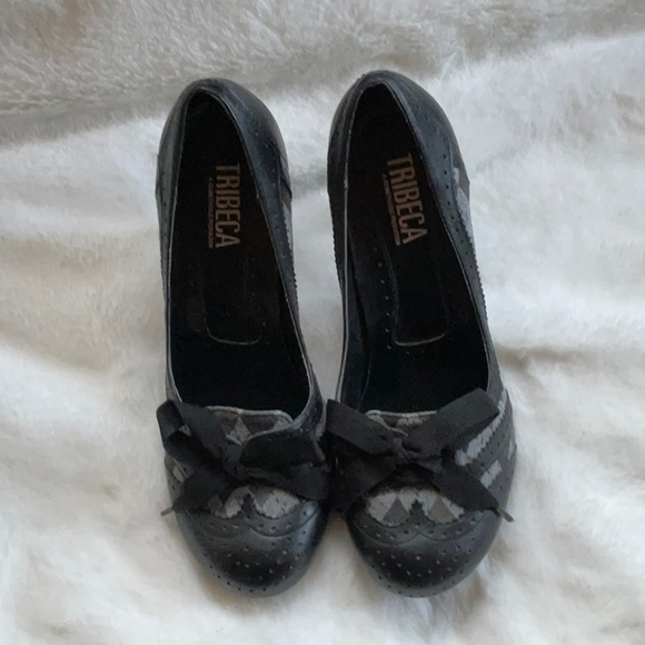 Kenneth Cole Tribeca heels 8 - Picture 2 of 6